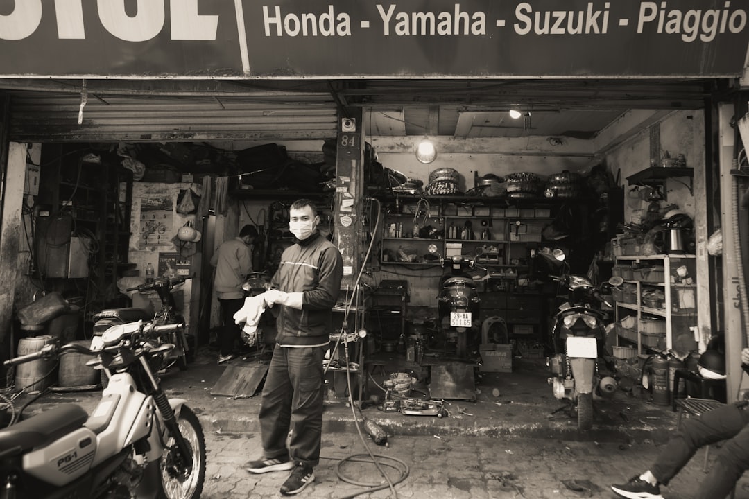 Ducati Streetfighter V2 - Performance urbaine rebelle