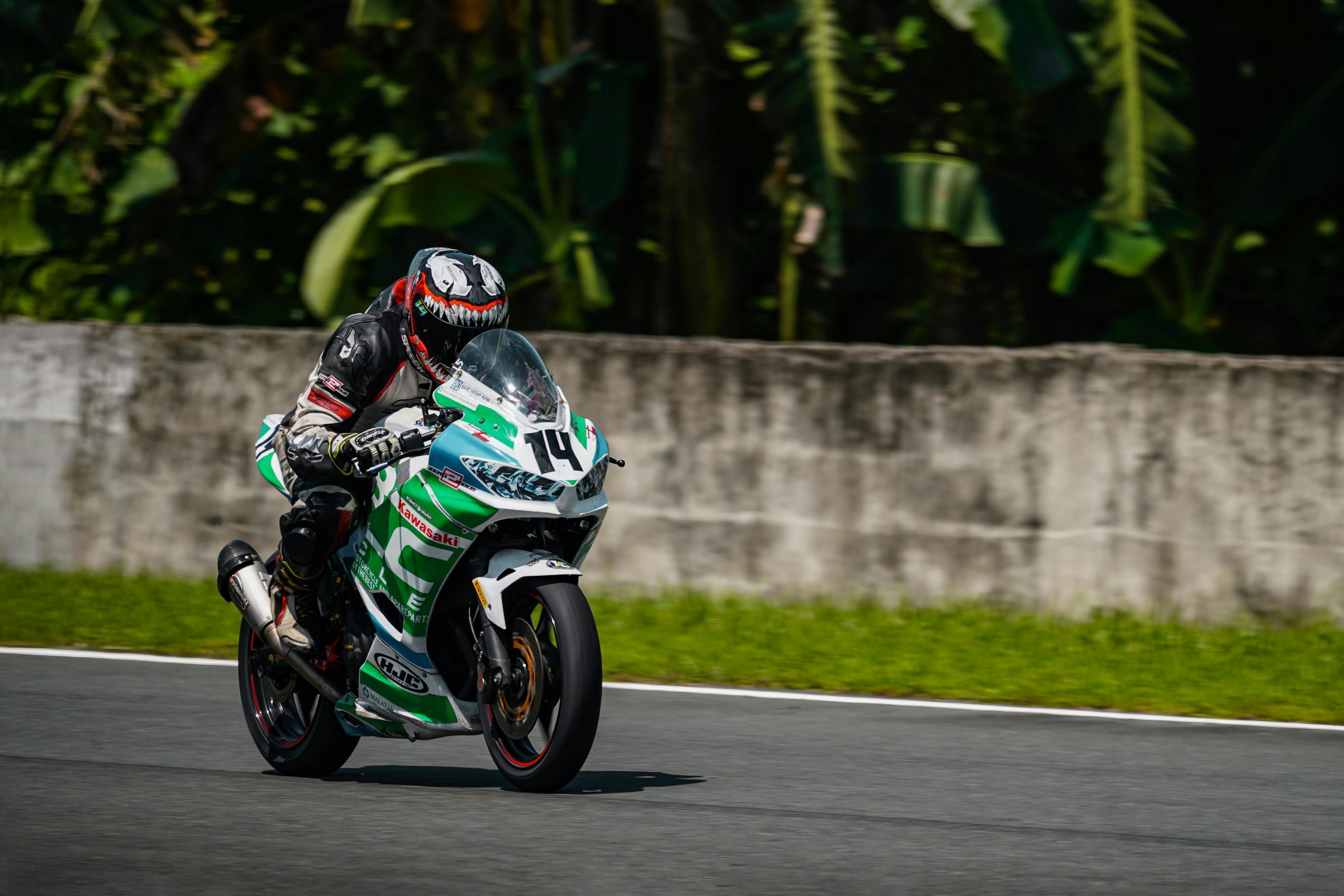 Husqvarna TC 125 2024 performances techniques innovantes