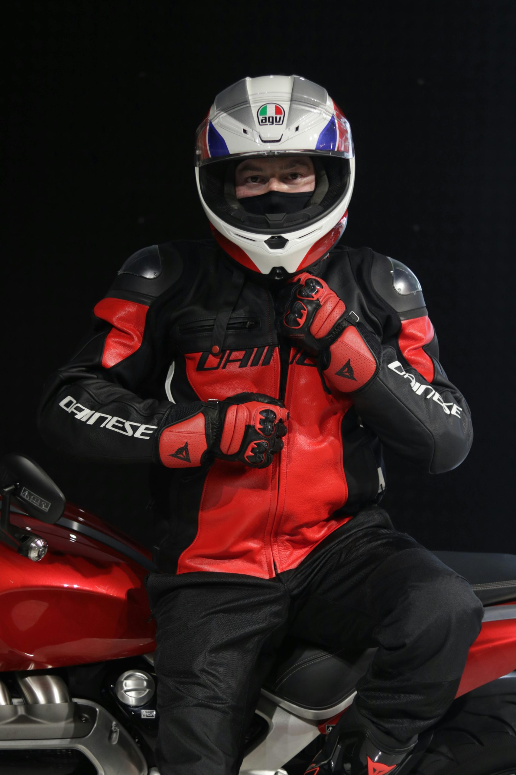Motos neuves critères d'achat et financement