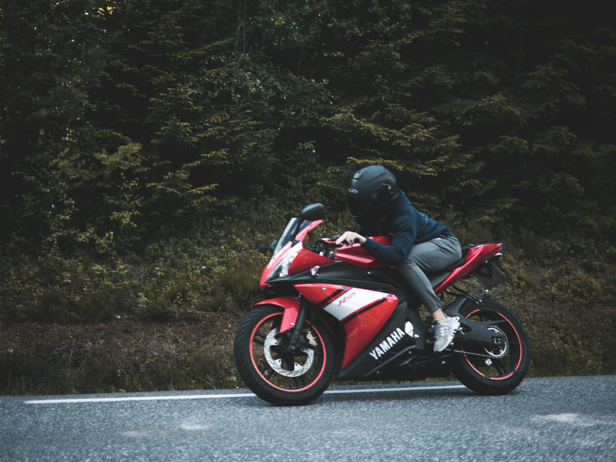 Test Yamaha MT-10 2023